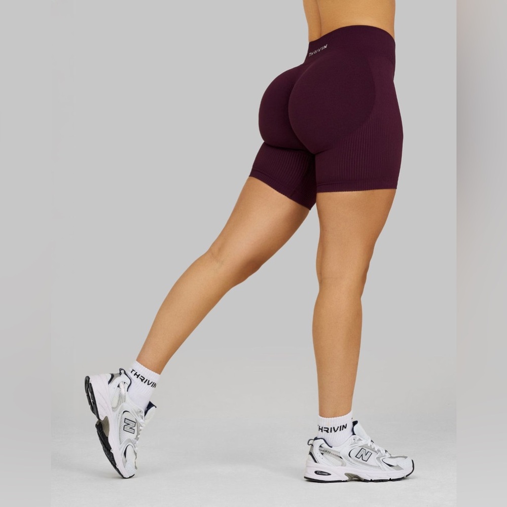 Elevate Ribbed Mid-Waisted Contour Shorts Brand new W/tags